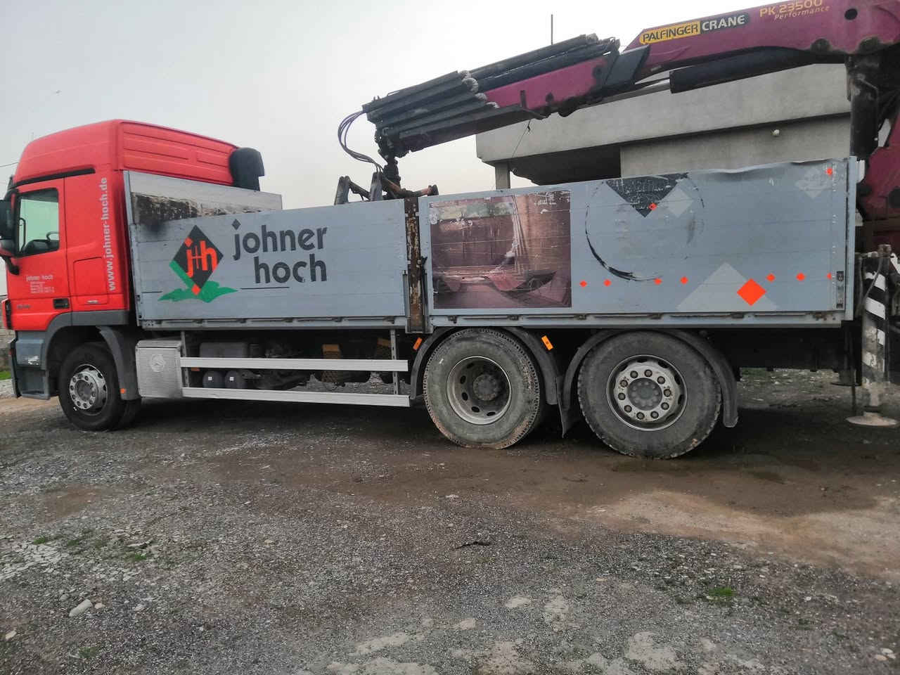 السلام عليكم كرين بلوك بلادي 2012 ماشيه 500
***********
