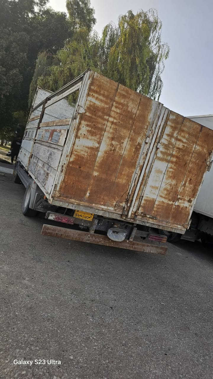 سلام عليكم بدي طول ٦وربع ربع جوانب بي ينفتحن كاعيه جديده مالته سعر ٧ بي مجال عنوان شهدا العبيدي ويا جادر مسرح ***********
