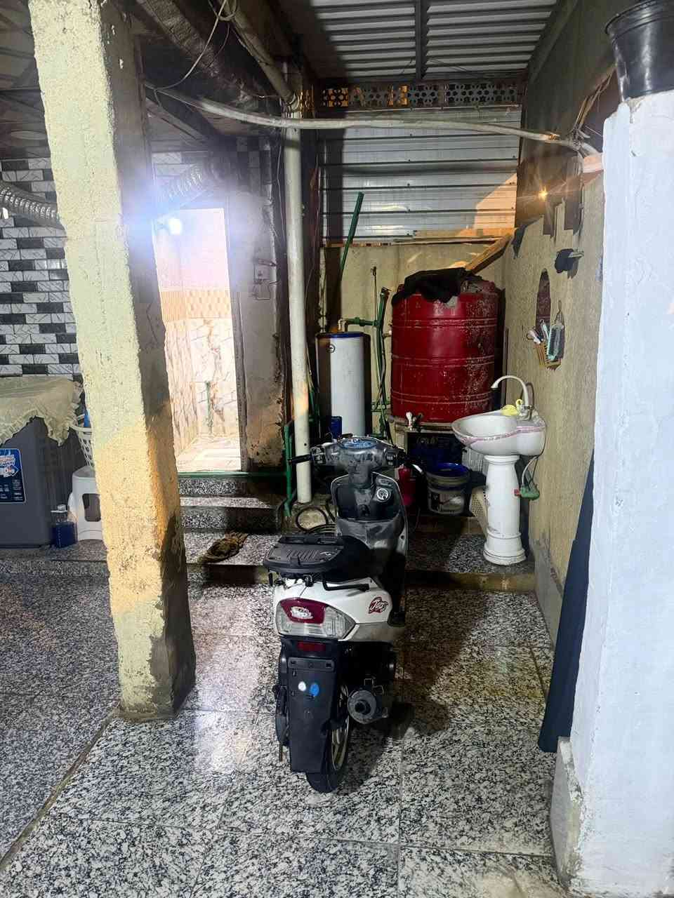 السلام عليكم
ماكس قجمه للبيع كفاله عامه كلشي بلادي رمبه الدراجه فول ملاح مكينه مامفتوحه بلاديه كفرات ختم واحد الدراجه خرسه ماينسمع صوتها كلشي شغال بيها لايت عالي ناصي واشاير وهورن كهربائيات كامله الدراجه مانقصها برغي السعر 800وبيها مجال للطيبين مو شراي لاتراسل ***********رقمي مكاني بصره تقاطع الكزيزه
