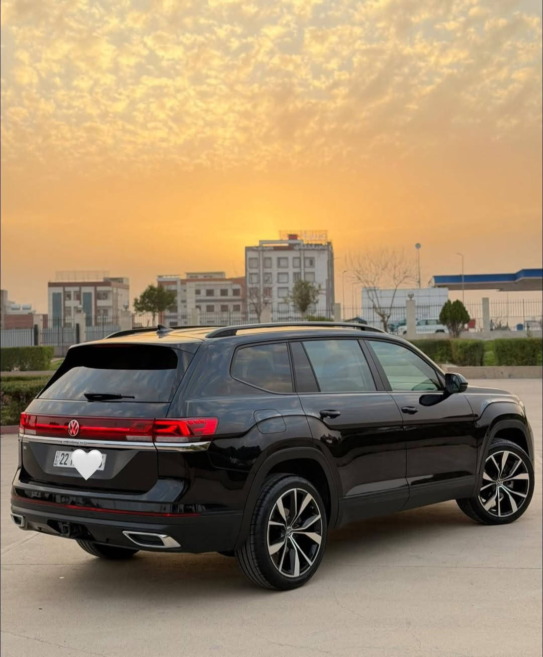 للبيع او المراوس اطلس 2024 فول مواصفات بلص
فتحة سقف بنورامي باكامل 
مقاعد جلد داخل اوف وايت المرغوب
7 راكب مقاعد VIP
مقاعد تبريد وتدفئة
كشنات كهرباء 3 دكم
بصمة 
تشغيل عن بعد 
جنطة كهرباء 
ويل كب 21 برميوم
رادارات امامي وخلفي وجانبي 360 درجة
دشبول دجتل 4 اشكال
شفات كير بالاستيرن
شاشة كبيرة
وضعيات قيادة متعددة
عدسات لايت متحركة مع الاستيرن
كشافات يمين ويسار مع الاستيرن
لايتات زنون 
بردات ابواب 
شاحن هاتف لاسلكي واير ليس 
منافذ شحن 
مري شفط كهرباء
نقط عمياء 
حساسات امامي وخلفي 
ليدات امامي وخلفي
علامات ضوئية امامي وخلفي
حساسات امامي وخلفي وجانبي 360درجة
اوتو ستوب 
اوتو هولد 
تحديد مسار 
كار بلي 
دشبول مع الابواب صاج
ستيرن تدفئة
انطمة حساسات وتحذيرات وقيادات 
فول السيارة متنعد مواصفاتها
السيارة بدون صبغ بيها طخة بسيطة بالخشم وراجع pdr شبرين الباقي مكفول كفالة عامة  
ماشية 40 الف جديدة بمعنى الكلمة 
رقم اربيل باسمي هزة وفحص وسنوية الى 2031 شرط التحويل او الوكالة 
دخول جديد ماماشية السياره بالعراق
السعر : 318$ وماكو هيج سعر بكل السوك
*********** / اربيل
