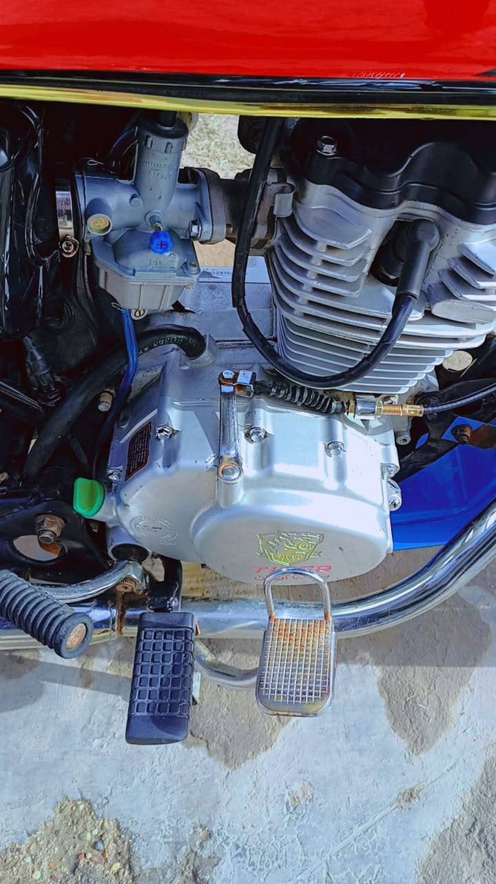 دراجه تايكر للبيع 2020 اصوالي مامفتوح كامله مستعجل على بيع المكان جبله السعر 450 بيه مجال ***********
