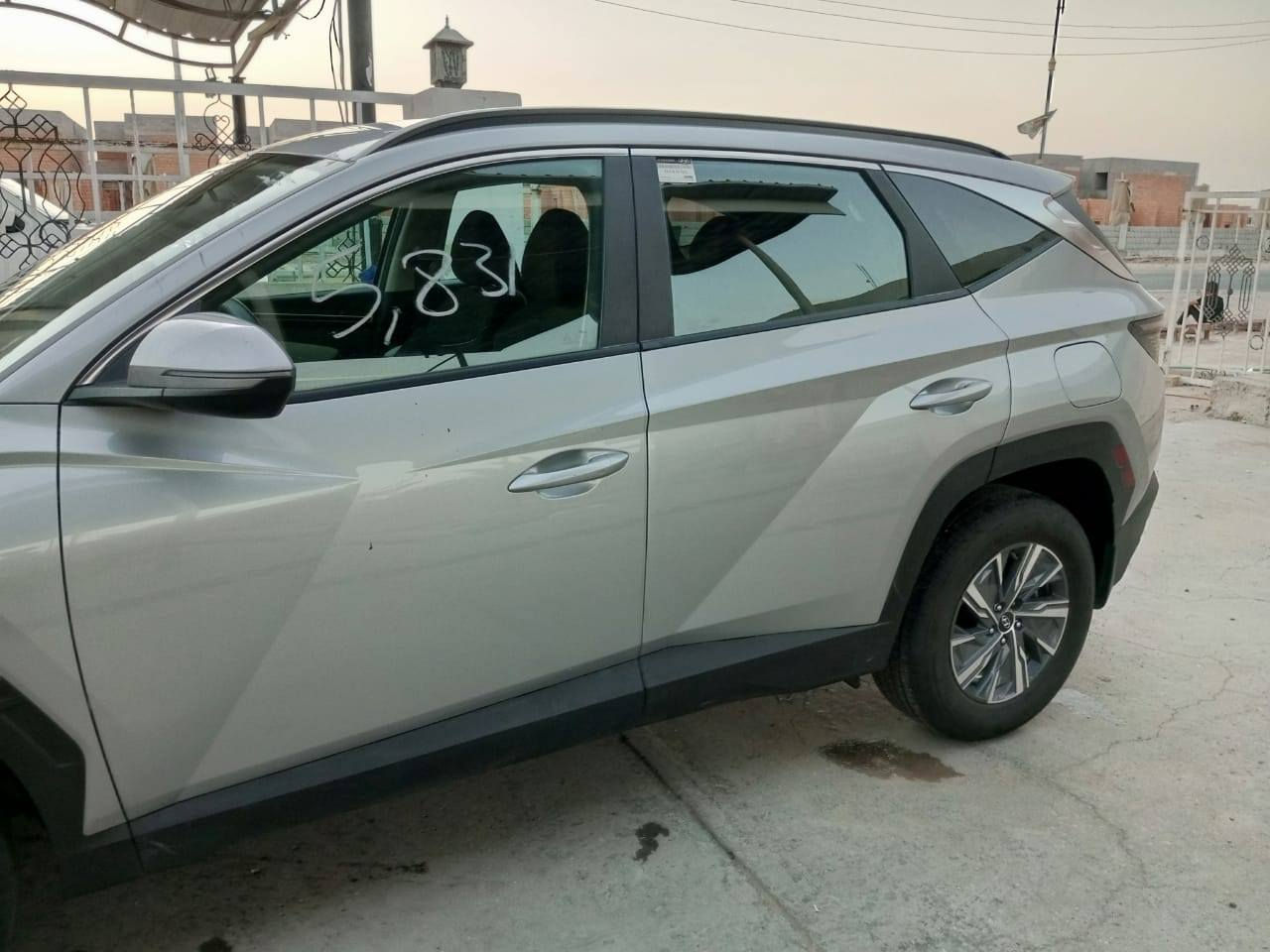 للبيع توسان هايبرد موديل 2023 وارد امريكي حادث جاملغ وبنيد رقم بغداد دولي حره تتحول مباشرة بسم المشتري بسمي ماشية(25 الف كيلو) مو ميل السياره حلوه خير من الله بيهة بعض الملاحظات السعر ((175 ورقة )) مكان السيارة واسط قضاء الصويرة للاتصال بالرقم ***********
