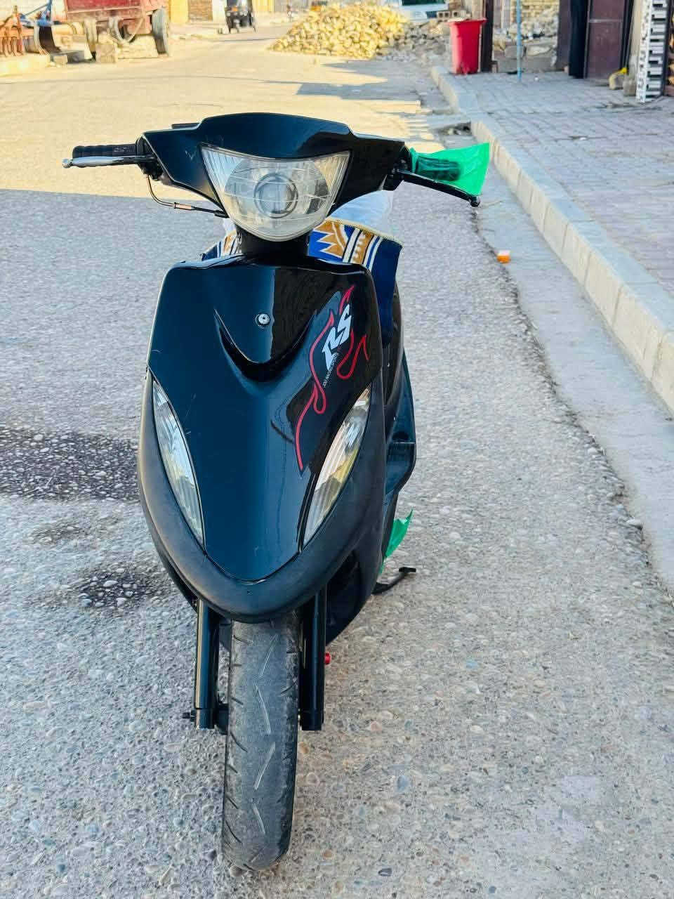 عليكم دراجهادراجه ماكس للبيع نظافه فول مكينه خير من الله شلعه ومعدل مبدل بيها بس والف سعرها 600 وبي مجال. ***********

