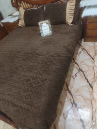 كفر مندر الطول 200 العرض 200 نوعيه القماش البوهيمي سحاب داخلي زوج مخاد...