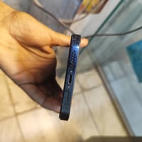 12 برو ماكس للبيع ضهر مثل ماموضح بالصوره وبطاريه 68  ومبدل شاشه اصليه ...