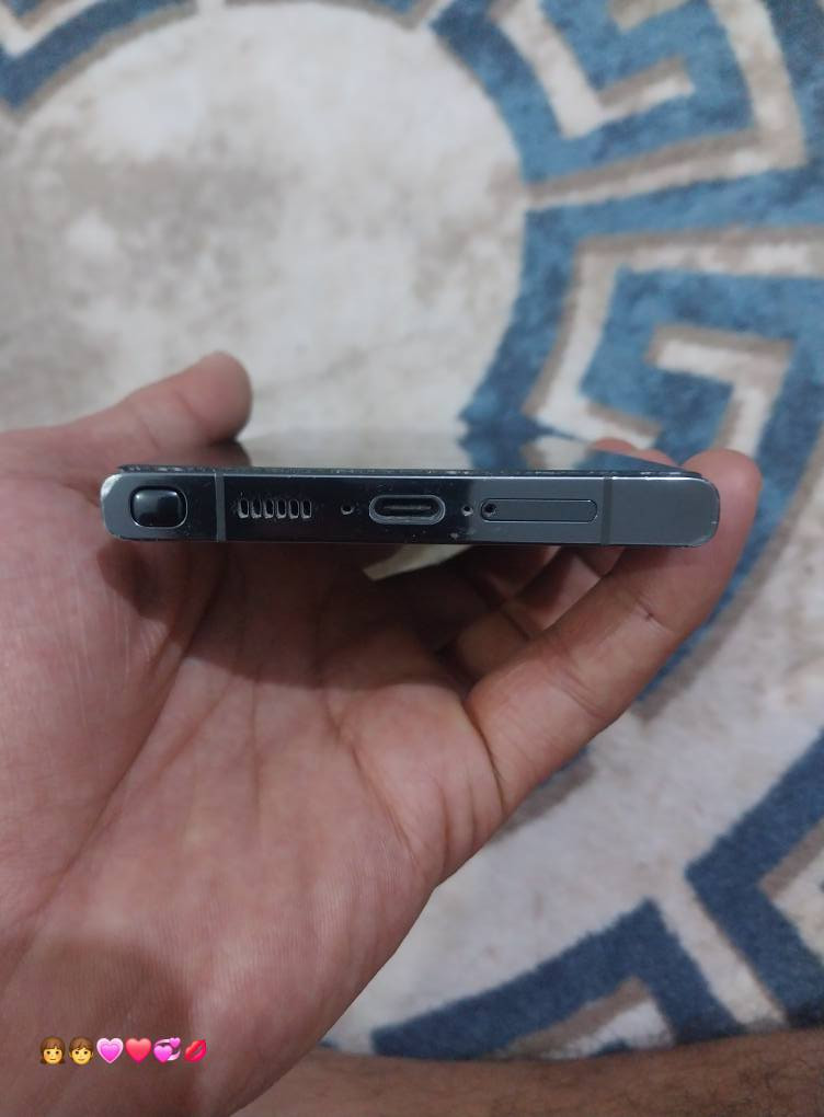 السلام عليكم s23 شرق اوسط دبل شريحة هارد256 الجهاز مكفول سعر 700وبي مجال تفاصيل اكثر ***********
