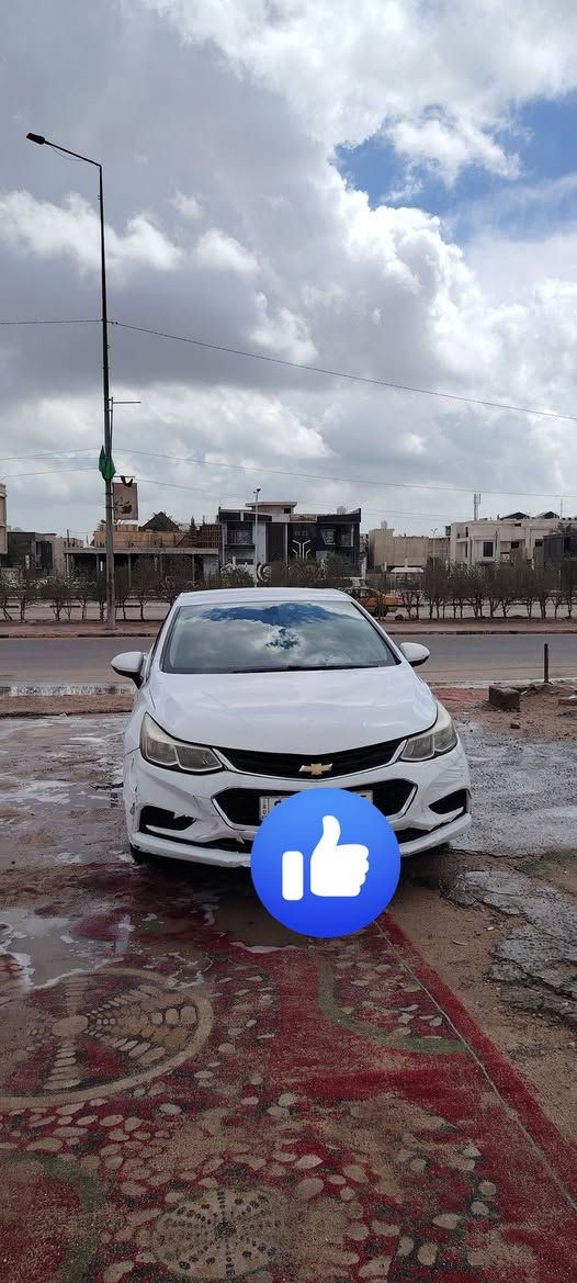 السلام عليكم
شفرليت كروز مديل ٢٠١٩ وارد أمريكي (حادث قطعتين جاملغ وخشم لبنيد فقط) 
"مواصفات السياره LT
شاشه كأمره دواره تحكم ستيرن أنظمة قياده 
منظومة زنون عالي ناصي 
سعة المحرك : ١.٤ تيربو 
سنويه لغايه ٢٠٢٦/٦
رقم اسليمانيه (21)
السعر : 70 وبيها مجال 
العنوان : البصره - المعقل 
رقم الهاتف لتواصل : ***********
