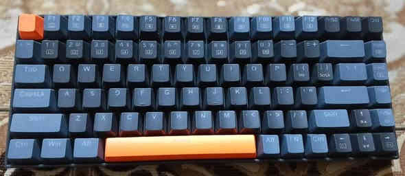 PC للبيع 
CPU :12th Gen intel  i7 12700 

Cooler : 360mm مائي

GPU : RTX 4060Ti Asus Tuf  Gaming - 3 fan 

MB : TUF GAMING B760-PLUS WIFI D4

RAM : 32GB 16x2 3200MHz ARGB Corsair

M.2 : 2TB

PSU : 800w deepcool 

Case : زجاجي ب4 مراوح ادرسبل

مع كيبورد وهيد سيت وماوس من ريد دراگون

السعر مليون و 350

المكان كربلاء المقدسة
هاتف : ***********
