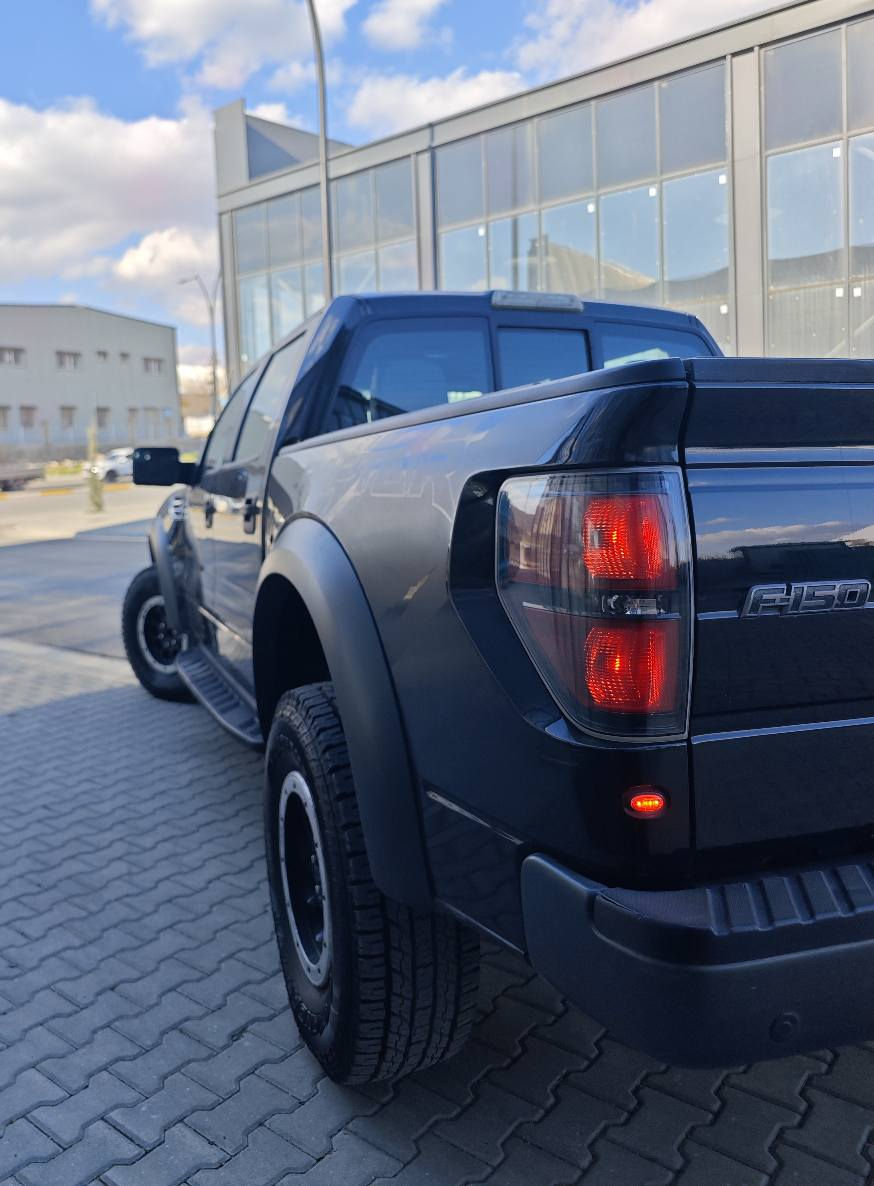 فوردی  ڕاپتەری SVT
مۆدێل 2013 
 شریکەی نیڤایە،،
ڕۆشتنی170 رۆشتوە
مواسفاتی فولە،،  سڵاید ،،کوشن ساردو گەرم و کاربای و جلد وخەزن ،سوکان کاربای و خەزن ،،دیفلۆک ،،کامیرای پێش و دوا ،،حاسەی پێش و دوای ،،شاشە و مکەبەرەی سۆنی فول
مکینە 6.2 ی8 پستۆنی بێ تۆربۆ
سۆنەرەکەیم داناوە ،،بێ بۆیاخ و بێ ساردو شوخت و لێدراوە وەک سفر ماوەتەوە 
هەموو شتێکی بەشەرتی فەحس ،،گێرو مکینەی برغوی لێ بانەدراوە 
شانسی و هەیکەل و بویاخی نەتەقیوە 
سەنەوی تا نزیکی 2029 بە ناوی خۆمەوەیە
هەزەو چوار تایەی لۆکی لە ژێرایە
سعری فرۆشتنی  250$ مجالێ زۆرر کەمم
*********** السليمانية, العراق
