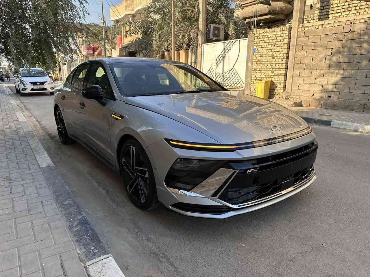 السلام عليكم سوناتا N Line 2024 ان لاين
حره تترقم جميع المحافظات فول مواصفات
محرك 2500 تيربو 8 نمر الكير DCT دبل كلچ
زيرو ماشيه 2000 كيلو فقط 
فئة السيارة ان لاين N Line غنيه عن التعريف من ناحية المواصفات :
بانوراما شفتات شاشة طويلة تحكم باعدادات السياره من الصوت و الانارة و وضعيات القيادة
لد داخلي و الكشنات الاماميه كهرباء مع التدفئة
رادارات 360 و توقف ذاتي  و تحديد المسار 
دخول ذكي و صندوق ذكي 
كير تعليك و 5 وضعيات قيادة
شاحن لا سلكي و توقف موقت 
هاند بريد دكمة و انارة ترحيب 
تعتيم المراة الخلفية كشنات حضن مختم N Line
تبريد منفصل و ربط سلكي ولا سلكي اندرويد اوتو و كار بلي و تحكمات داخليه اخرى
و بعد هواي مواصفات حلوة بيها
لون سلفر و الحادث قطعتين فقط
بنيد و مدكر تبديل فقط 
مقدمة اللغد و الشاصي شي قليل و بسيط
KMHL54JC0RA410346
مكان السياره البصرة
السعر 205 
متواجد فقط اتصال و واتساب 
***********
