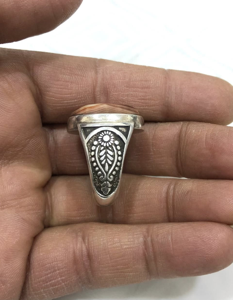 يا الله خاتم بحجر سليماني عينين مختلف بصياغة يدوية ثكيلة قياس 23 للبيع فقط يوجد توصيل


**إذا كنت صاحب هذا الإعلان وتريد حذفه لأي سبب، رجاءا أرسل رسالة إلى الدعم الفني**