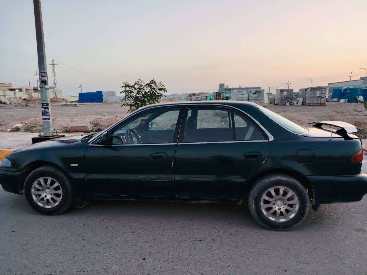 السلام عليكم للبيع سوناتا تو موديل 1996فول موصفات تبريد ثلج وتدفئه شغال ماناقصهة شي كير ومحرك بل شرط سنويه 2027مكان ديالى جلولاء الاستفسار على رقم ***********
