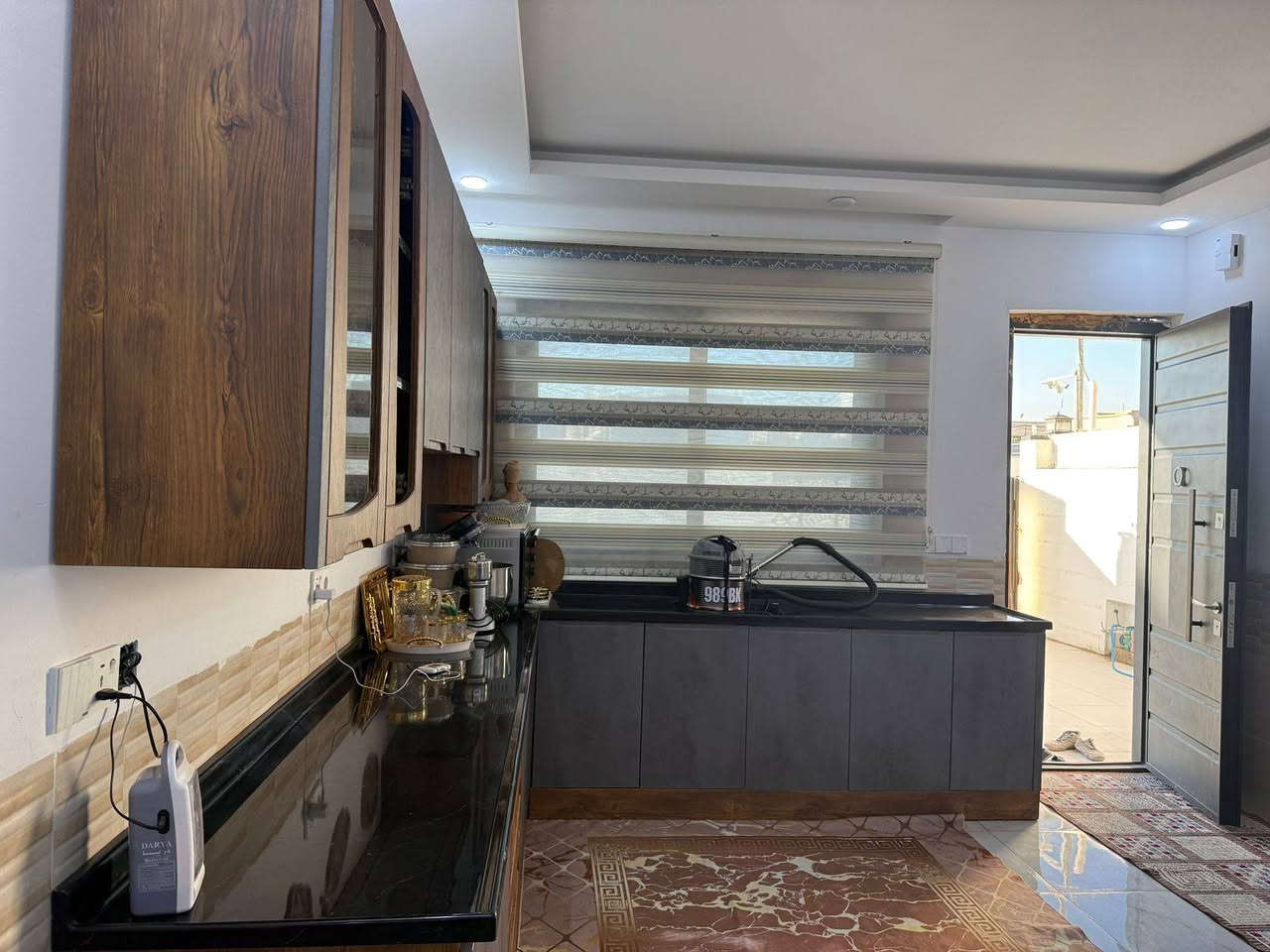 اعلان رقم ٥٧٣
دار للبيع المساحة ٢٤٠م زراعي شرط الضمان الواجه ١٢م طابق واحد استقبال مطبخ حار بارد غرفتين نوم  هول ودرج داخلي وصحيات داخلي وخارجي وبيتونه البيت فول مواصفات دكت مركزي سقوف مغربي فرع عريض جدا الموقع حي الواسطي خلف مول حجي زياد قرب اذاعة الرشيد الاستفسار اكثر الاتصال بالرقم الموبايل ٤٢ ٧٧ ١٢٥ ٠٧٧٠


**إذا كنت صاحب هذا الإعلان وتريد حذفه لأي سبب، رجاءا أرسل رسالة إلى الدعم الفني**