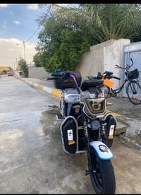 ماطور شحن • ٦ بطاريات • نضيف