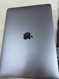 ماك بوك اير M1 • SSD 256 • بطارية 100%