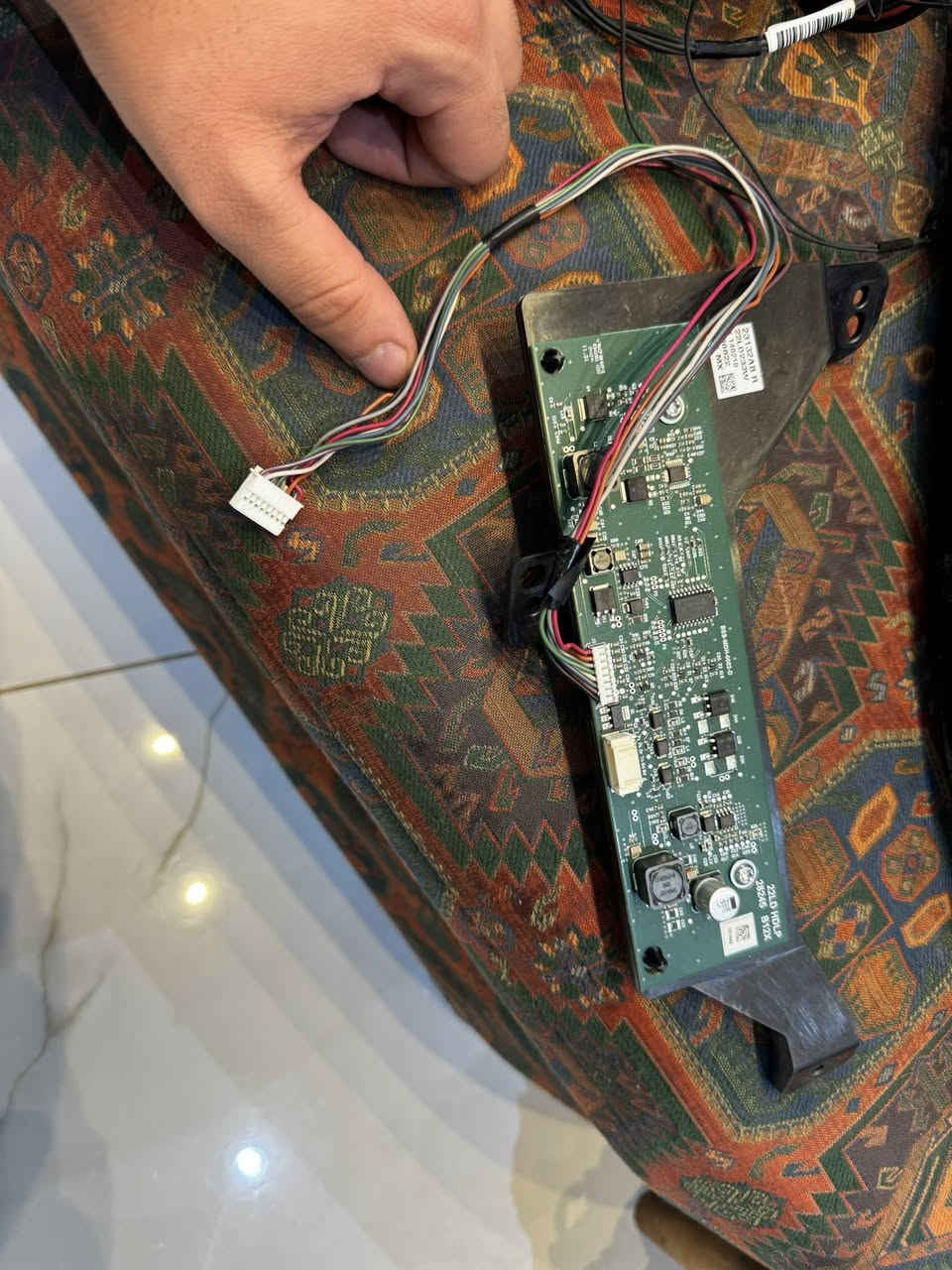 غراض جارجر 2023
عدسه LED

وكارت LED 

لايت كامل بس لضهر مابي 

***********
