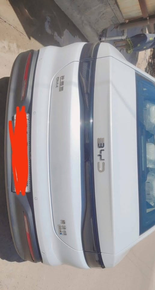بي واي دي سيل 5 (Byd Seal 05)
ماشية 3000  على مكينه ١٥٠٠ على بطاريه ١٥٠٠ 
فول مواصفات
مكفولة  ما عده صبغ بدعاميه اصبعين 
  

المواصفات:
فتحة سقف
13 كاميرا
فول حساسات (امامي + خلفي)
رادارات جانبية
كرسي السائق كهرباء
ويل كب
شاشة كبيرة
اوتو بارك
اوتو ستوب (توقف ذاتي)
اوتو درايف (قيادة ذاتي )
 سعر ١٥٣ وبيها مجال بسيط 
مكان سياره منصور داودي
رقم ***********
