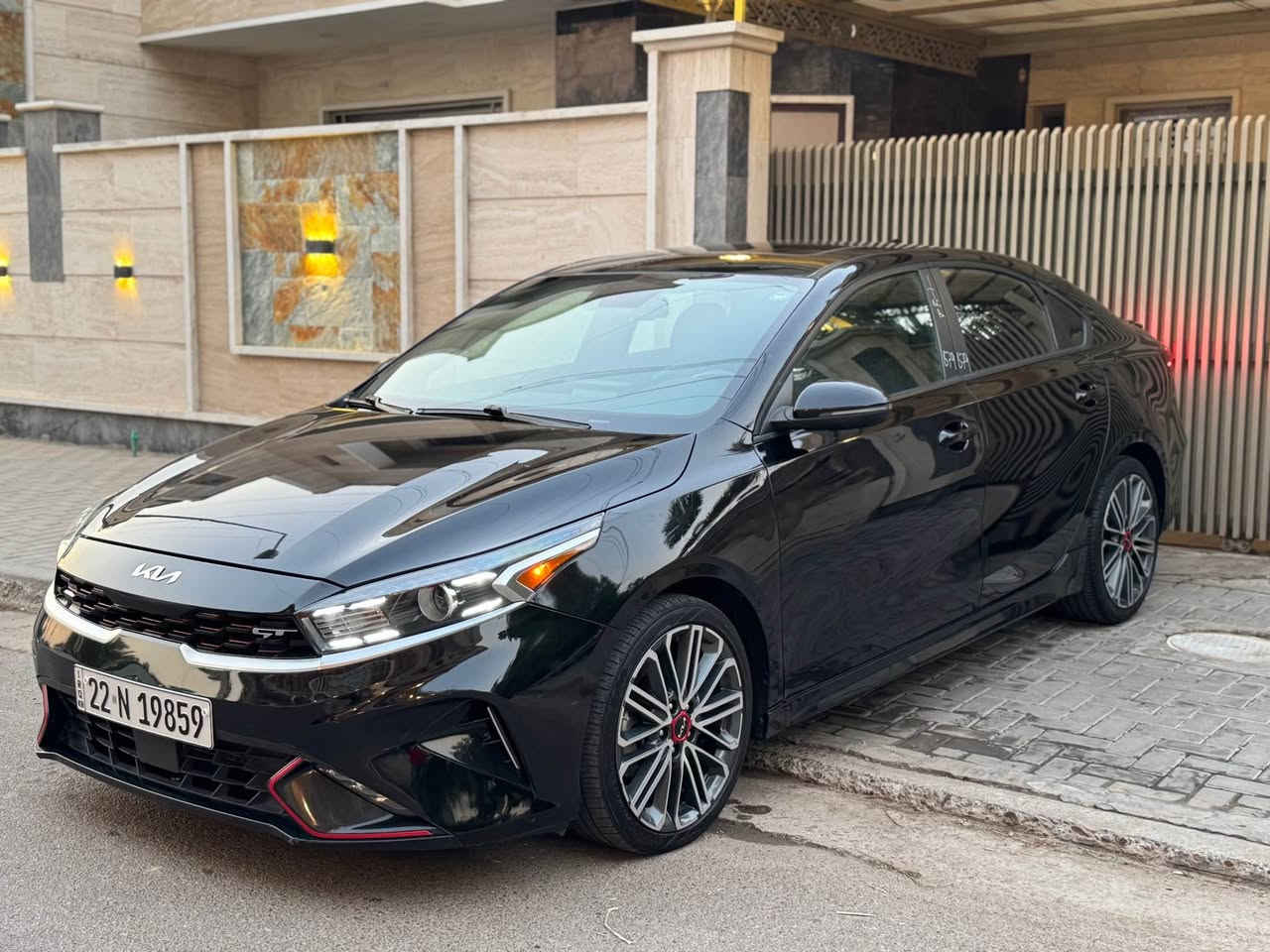 سلام عليكم 
للبيع كيا فورتي Gt توربو فول 1/1
2023 ترقيم جديد 
مكينه 1600 توربو -كير dct دبل كلج
سلايد -بصمه -كشنات جلد + كهرباء + تدفئه تبريد - شاشه كبيره + كاميرا دواره -شاحن لاسلكي -تبريد قطعتين -فول تحكم ستيرن -ستيرن D - لايت لد امامي خلفي -3 انظمه قياده -اشاير مري-شفتات ستيرن -اناره ترحيب- رادار امامي -نقاط عمياء
السياره بدون ايرباك وبدون نواقص وحيل جديده بيها جاملغ مبدل وحافه البنيد صبغ
مكانها بغداد سعر 160 
*********** بغداد, العراق
