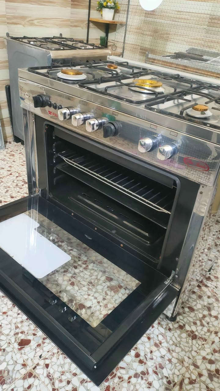 طباخ فريش مصري الباب الأول 
نضيف جداا كامل شغال وعلى الفحص 
السعر 280 ألف , النجف الأشرف . النجف, العراق


**إذا كنت صاحب هذا الإعلان وتريد حذفه لأي سبب، رجاءا أرسل رسالة إلى الدعم الفني**