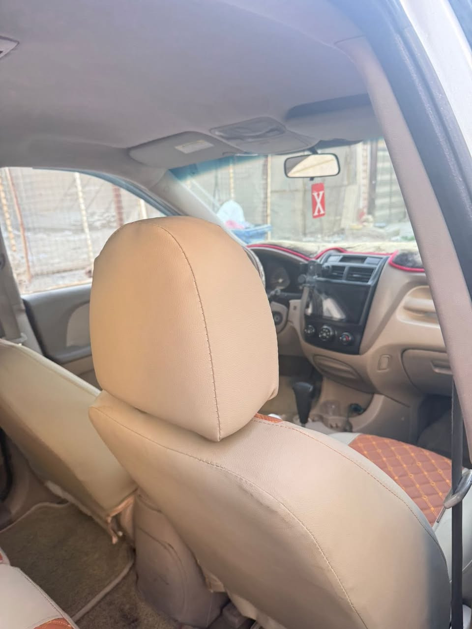 � كيا سبورتاج 2010 خليجي للبيع تم إعاده النشر ونتأسف الي ماكدرنا نرد عليهم بسبب ضروف خاصه

 • مصبوغة عام (أثر جراد)

 • بيها حادث سابق (جام لغ + تكمة صبغ)

 • محرك وكير كفالة

 • الممشى: 133 ألف كم

 • مبدّلة بلاكات قبل أسبوع

📍 الموقع: نفق شرطة حي حطين – بغداد

💰 السعر: 95 قابل للمجال القليل

📞 الاتصال: ***********
