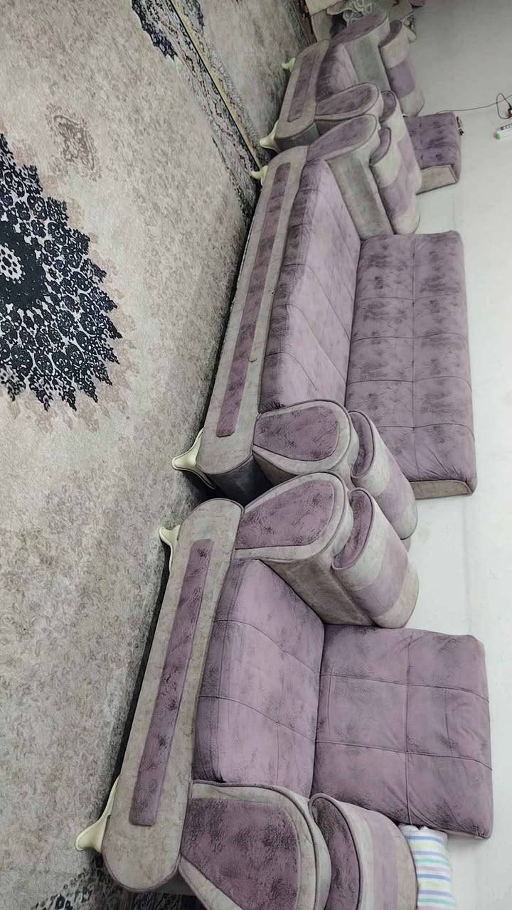 كاونتر تفصال نضيف ب٣٥٠ وبي مجال بسيط وتخم ١٠ مقاعد ١٥٠ وبي مجال وطباخ كله شغال عيون وفرن فوك وجوه بس العين البنص صخم هوه وساحبه ١٥٠ وجربايه ام نفر جديده ب٥٠ وصوميا ام نفر ٢٥ وبيهه مجال كراسي ٣ ب٢٠ ميز بلازمه جوزي ابو الجامه ب٦٠ وبي مجال وميز الخشبي ب٣٠ ودوشك نفرين ب٣٠ وكومدي ب٢٥ مكان بغداد البياع بغداد, العراق


**إذا كنت صاحب هذا الإعلان وتريد حذفه لأي سبب، رجاءا أرسل رسالة إلى الدعم الفني**