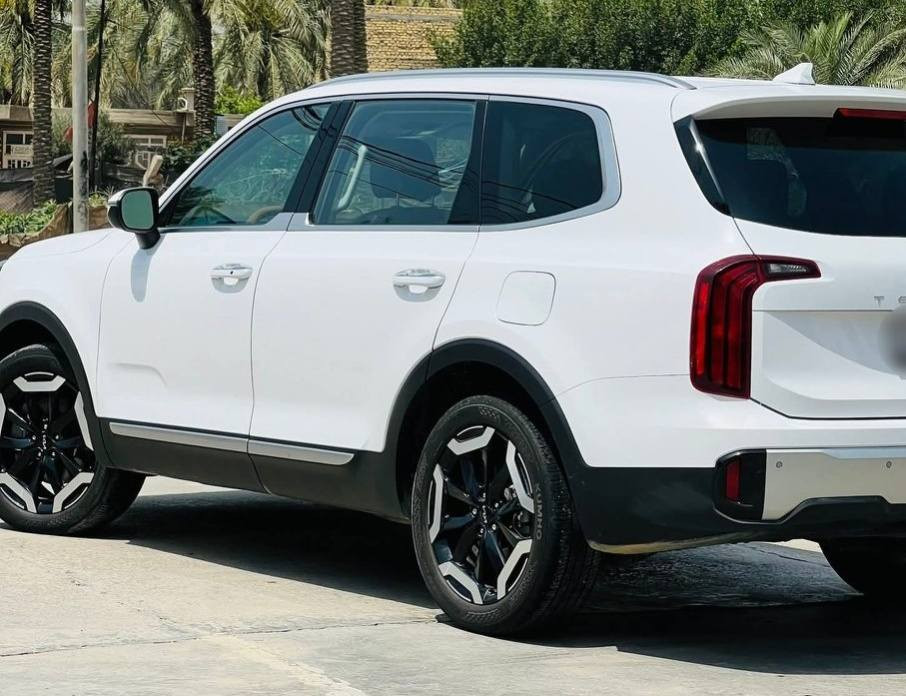 السلام عليكم كيا تيلورايد
Kia Telluride S 2024 3.8L

المسافه المقطوعه :20الف كيلو  

          حجم المكينه : 3800    V6

           حالة الايرباك :دركه راجع سستم 

الضرر : جاملغ صبغ بنيد تبديل بدون دواخل 

   

#الموصفات 

1. شاشه 

2. كامرا

3.لايتات لد

4. بصمه 

5. كشنات جلد اسود

6. هندبريك بصمه 

7. رادار تحديد مسار

8. رادارات 360

10. اوتو ستوب

11. حساسات خلفي امامي

12.اوتو هولد 

13. اشاير بالمري 

14.بكلايت لد

15. نظام ايكو + نظام تزحلق

16. فتحه سقف

17. هيترات بالكشنات حار بارد

18.كامرات 360

19.كامرا بالمرايا

20.بردات خلفيه

21.سبعه راكب

22.كشن السايق كهربائي

23.كشنات خلفيه كهرباء

24.كشافات

25.سقف كنتارا

26.ويل كب

 
 السيارة مرقم ذي قار شهداء 

*********** 
السعر :275 وبيه مجال
