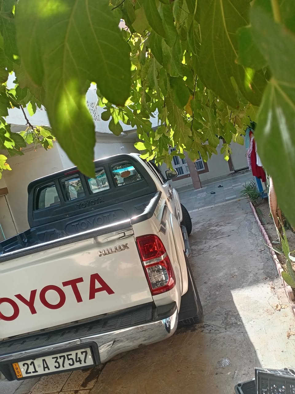 السلام عليكم بكم مرزي موديل 2009 فورويل سياره رقم السليمانيه كير عادي السياره مكفوله من الدعاميه للدعاميه غير بل جامر لوق الخلفي للسكن تعديل بارد شبر  فقط   والسياره باسمي تحويل ثاني يوم (السعر180) وبيها مجال بسيط رقمي مكاني كركوك رقمي ***********ماهر
