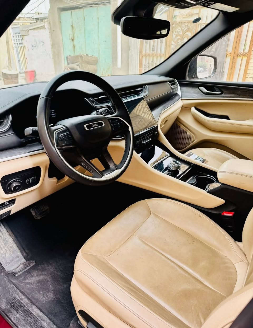 جيب كراند شيروكي لمتدد 2023
رقم الشاصي.     1C4RJKBGXP8728320

السيارة بجم كبس جميع ايرباكات سليمة حادث جانبي  خفيف صفحة الراكب ماشية ٧٧ الف ميل هزة جديدة رقم بغداد مشروع وطني باسمي سعر 315 وبي مجال بسيط  للاستفسار اكثر الاتصال على الرقم ***********
