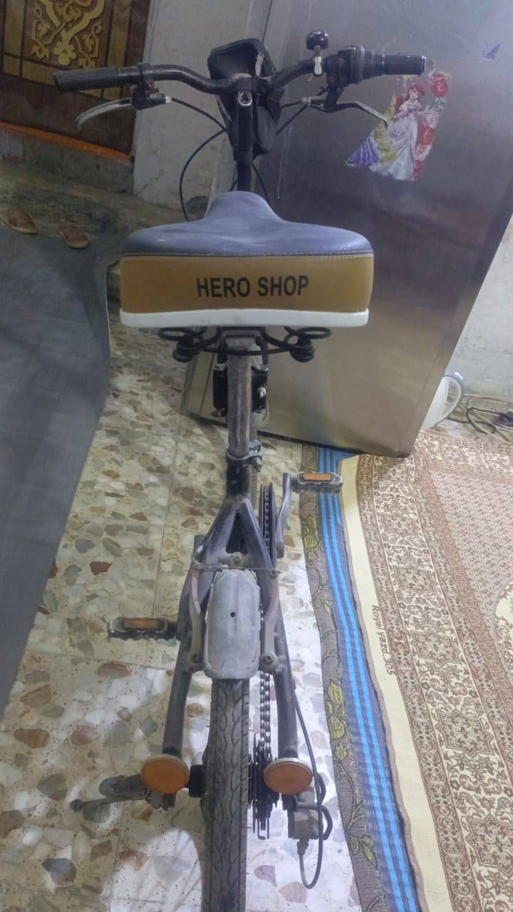 للبيع بغداد الاسكان قرب جامع الاسكان الكبير ٨٠ الصغير ٦٥ ***********
