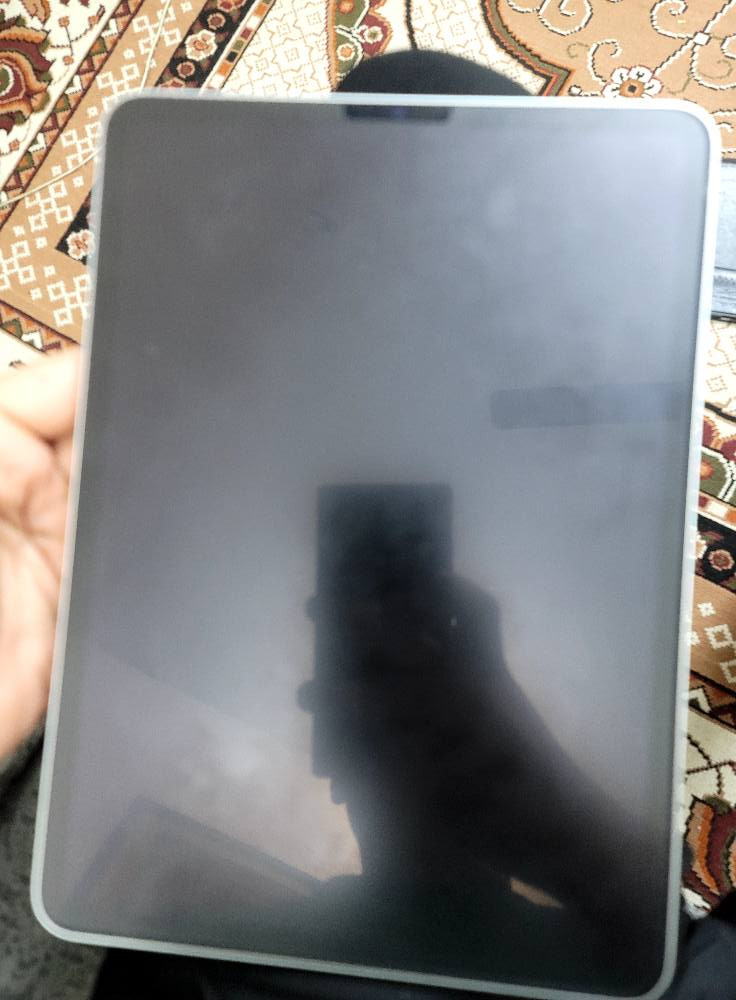 ايباد 11 برو موديل 23 معالج m2
ذاكره 128 نضيف كلش 98% ب٧٢٥ نهايته كامل ملحقات 

مكان بغداد الغزالية والضمان الي تريده ***********
