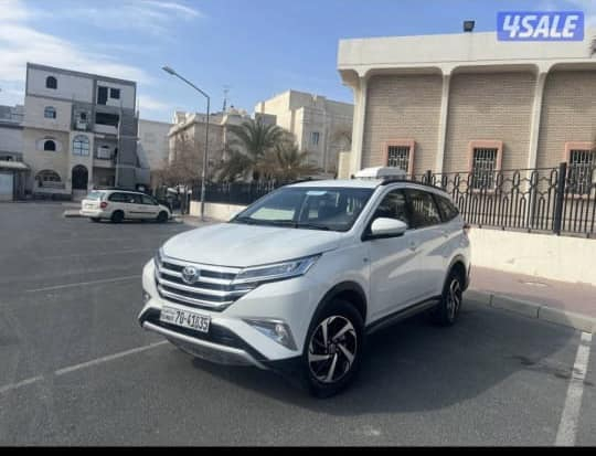 تويوتا راش TOYOTARUSH 2023
ماشية 25 الف كيلو للبيع  

المواصفات: خليجي شركة الساير رقم 17 مثنى 
محرك 1500 سلندر 4 DUAL VVT-i 
تحكم استيرن
نظام اقتصادي الوقود ECO
نظام مانع انزلاق ABS
نظام الثبات الإلكتروني ESP
كير اوتوماتيك
داخل لونين
تبريد خلفي منفصل
ترايش نيكل
سبعة راكب
ستة ايرباك
حساس خلفي
اشارة بالمري
لد نهاري
لايت زنون(عالي+ناصي) LED
بك لايت LED
بك لايت ضبابي
خمسة ويل كب
ويل ١٧
مدخل
‏BLUETOOTH 
‏AUX
‏USB
‏CD

السعر 185$ ورقه
***********
