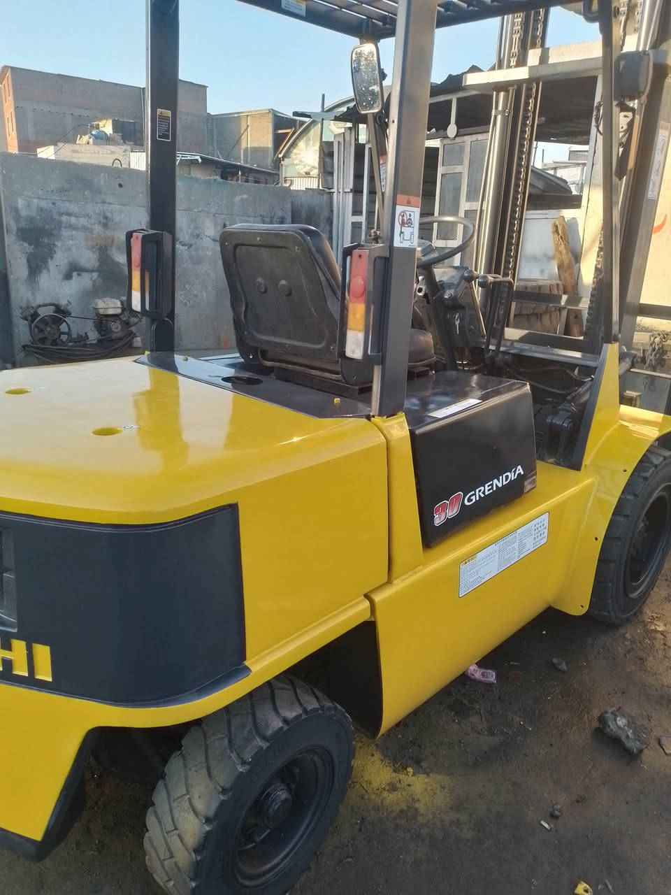 سلام عليكم رافعة شوكيه مسيبوشي الرقم ***********
