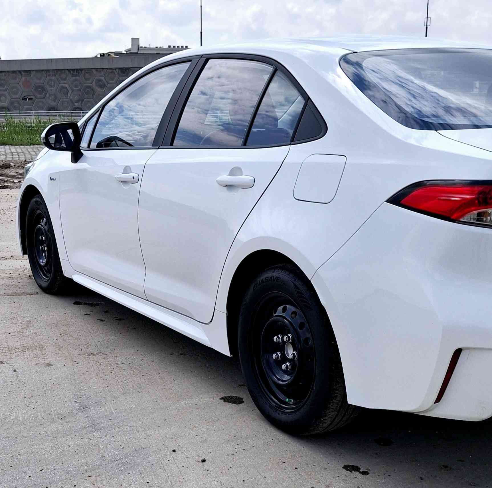 السلام عليكم كورلا  ٢٠٢٥ ماشيه  ٢٢  الف مكفوله كفاله عامه من كلشي بانزين وكهرباء داخل احمر المرغوب السعر   ١٤٨  بيهه مجال للاتصال  *********** مكان بغداد بغداد, العراق
