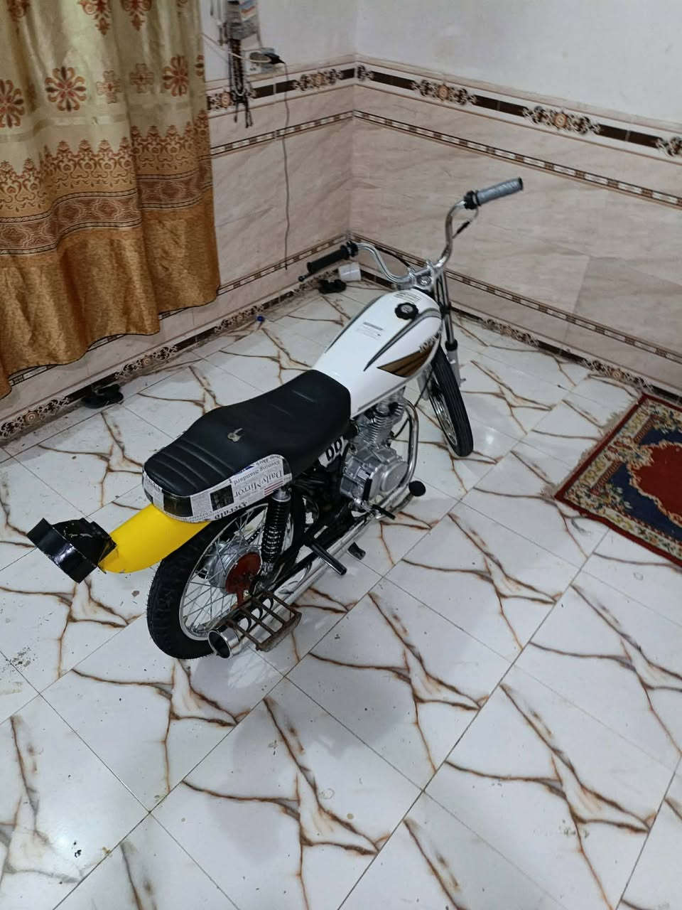 دراجه لبيع ستوه معمره دراجه جديده شاصي 15ولتعمير كله 26خاص مغلغ هذه صاحب لدراجه***********

