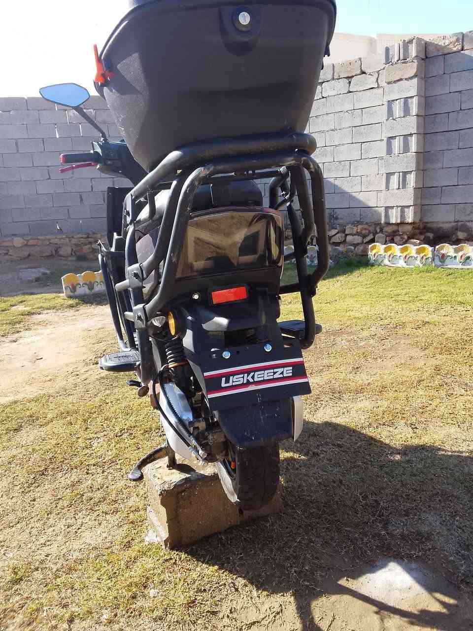 سلام عليكم دراجه شحن لل ييع موديل 25سعر 575بي مجال لل طيبين رقم ***********
