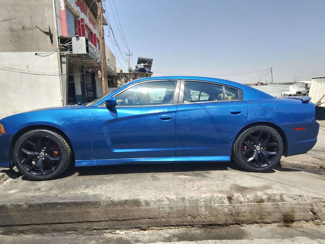 السلام عليكم من رخصت صاحب الكروب عندي جارجر 2014/RT8سلندر حادثة جاملغ وبنيد مصبوغه عام رقم بغداد مكان السياره بغداد السعر 125 /***********
