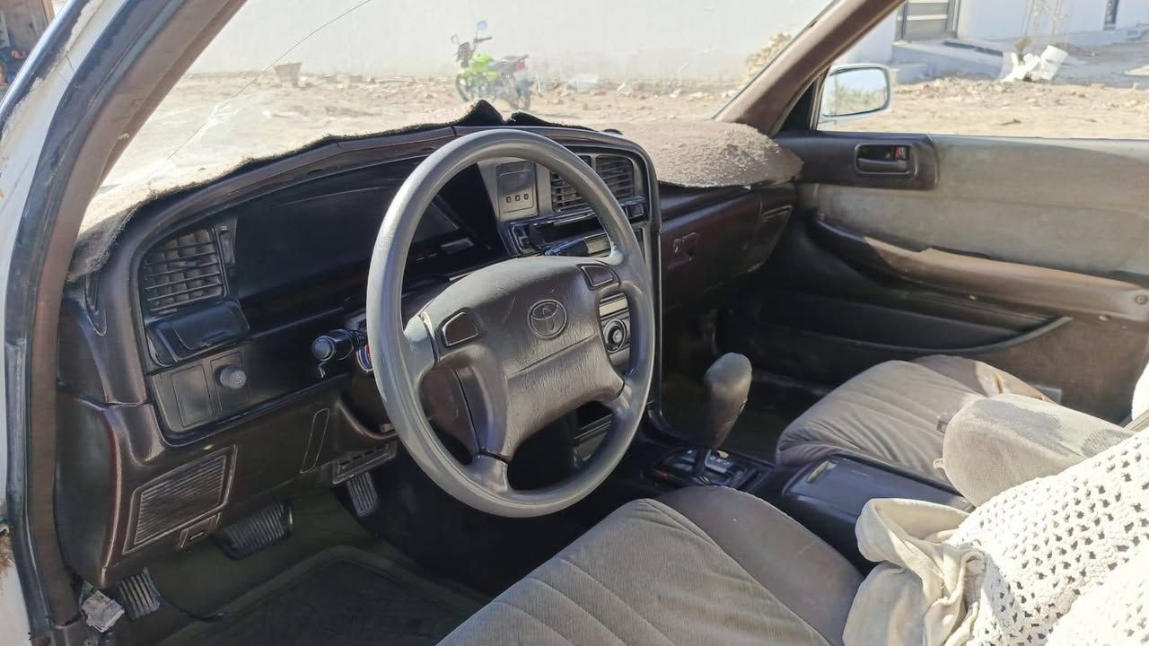 كرسته مصطره موديل ٩٠ محرك ونجي كير ومكينه وحداديه خير من الله رقم انبار مشروع وطني مكفوله من العيب الشرعي سعر ٤٣ بيه مجال ***********
