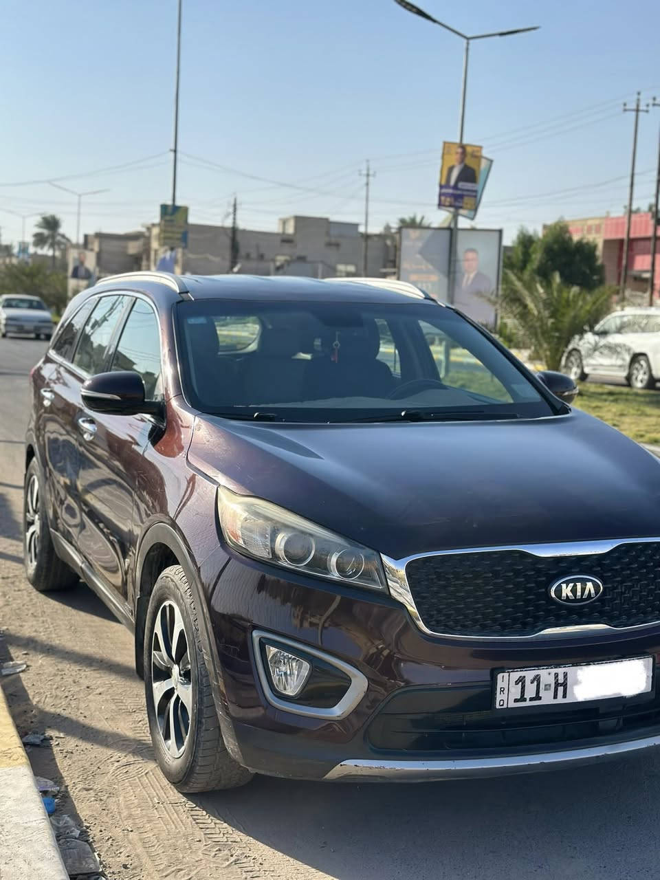 سلام عليكم
سياره كيا سورينتو 
لون كرزي
موديل 2016
وارد امريكي
محرك 2400Tتيربو
T-GDI
نوع البانزين:عادي
ماشيه 76الف ميل
رقم بغداد انكليزي  سنويه باسمي 
تحويل ثاني يوم
فول مواصفات:
بصمه
كشنات جلد و تدفئه و تبريد
تحكم ستيرن
مري شفط و جنطه شفط
 رادارات و حساسات 
 تبريد  ثلج قطعتين امامي و خلفي
نضام ترحيب 
بيده الباب LED
شاشه ديجتال
اشارات بل مري
نضام مودات ECO/SPORT/طبيعي
السياره حلوه بل مشي و رزنه و اقتصاديه بل بانزين
حادثها ب امريكا موجود بل صوره
و بل عراق حادث باب حلفي و جاملغ
و بيها اثر شخوط قليل
رقم الشاصي:5XYPHDA12GG007073
مكان السياره بغداد الغزاليه
السعر 153
***********
