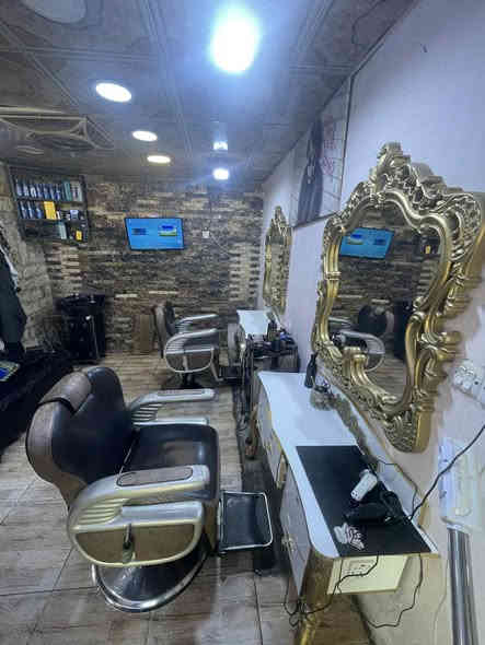 للبيع اغراض مستعمله حلاقه ***********
