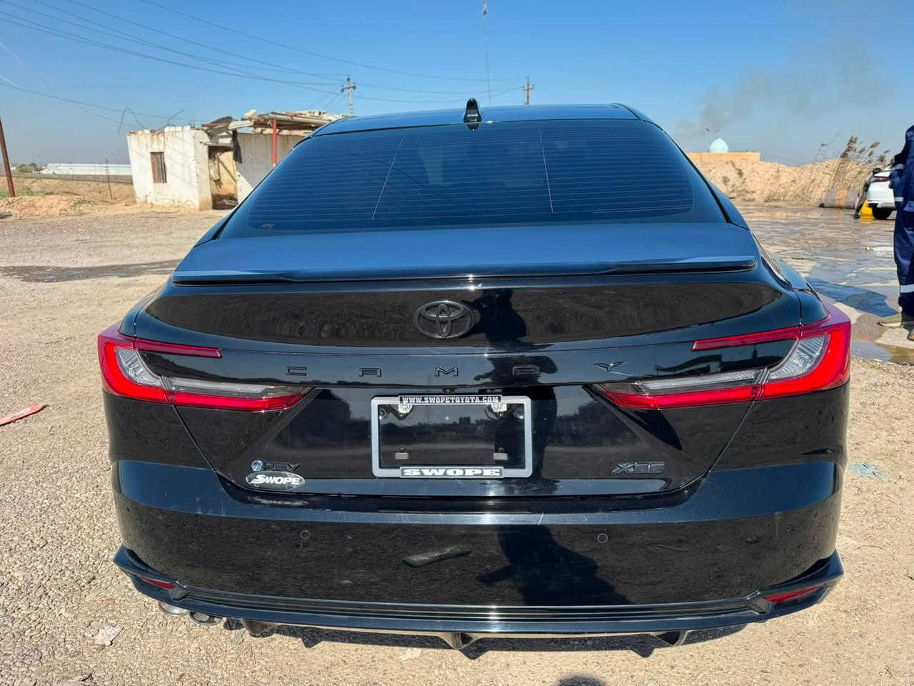 كامري 2025 xse اسود وارد امريكي
هايبرد فول 1/1
ضرر السيارة جاملخ امامي ايمن وبنيد بدون دواخل وبدون ايرباك 

فحص مؤقت تترقم اي محافظه  عدا المحافظات الشمالية 

مكينة 2500 هايبرد
ماشيه : 65 الف Km
مقاعد جلد وكهرباء داخل احمر رياضي 
كشنات تدفئة + تبريد 
• ستيرن تسخين 
• ⁠  3 بصمات 
• بانوراما سقف اسود
• تحكم ستيرن
• رادار امامي 
• رادار خلفي 
• كامرة خلفية 
• مانع تصادم 
• مري جانبية كهرباء + اشارة 
• مثبت سرعة 
• نقطة عمياء
• هندبريك دكمة 
• تحديد مسار 
• شفتات 
• منافذ تايب سي 
• شاحن لاسلكي 
• كامرات 360 درجة
• داتشو 
•  انظمة قيادة 
• حساس استشعار السائق وتوقف ذاتي في حالة النوم 
• نظام صوت 🔊 GRP 
• رسالة ترحيب 

مكان السيارة صلاح الدين - سامراء
السعر 229
 للاستفسار تواصل على الرقم ***********
