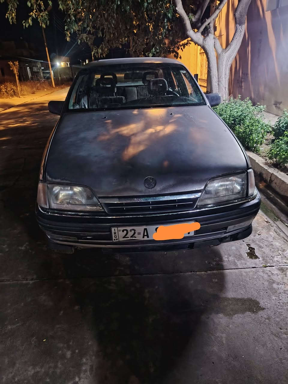 سياره اوبل اوميكا موديل 1992 سياره نضيف ويل كروم محرك بيها صوت جعوب ***********
