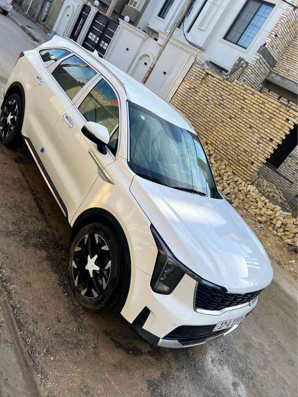 كيه سورنتو موديل 25 رقم مثنى ماشيه 3000 قابل لزياده فول عدا البنراما اي استفسار 0*********** السماوا, المثنى
