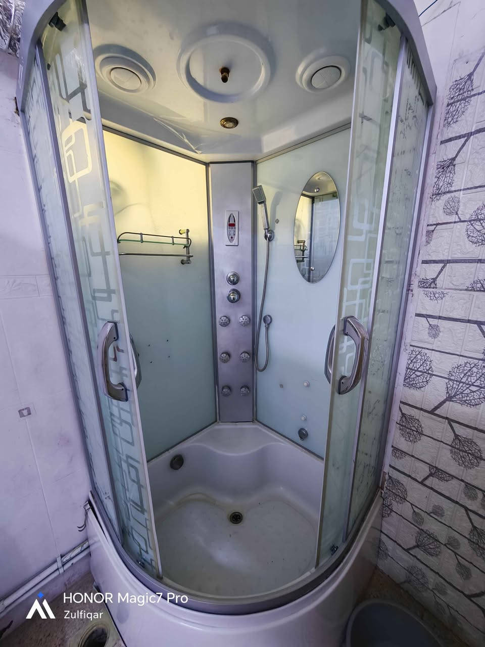 السلام عليكم حمام شاور ركن قياسه ٩٠ سم في ٩٠ سم مستعمل نظافتة ٨٠ ٪ مكاني بغداد جكوك الاساتذة الاتصال ع الرقم *********** بغداد, العراق
