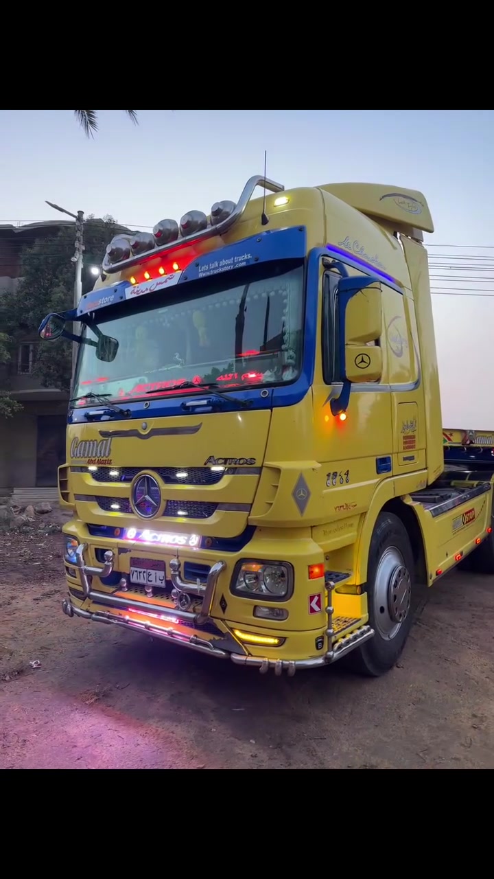 جاري الشحن بفضل الله 🎖️🚛
#بتـــــــــــــــاع_الصلاه_عله_النبي 🍂🎖️
معرض الباشا لتجاره السيارات  والمقطورات 
3//90شرعي حداد
#زيرو #زيرو
ديل 2012طول 13متر
‏أعلى مواصفات في الدنيا 
اداره ☝🏻☝🏻
الحاج رياض ابو حسني☎️
01110459934
01125047127


**إذا كنت صاحب هذا الإعلان وتريد حذفه لأي سبب، رجاءا أرسل رسالة إلى الدعم الفني**