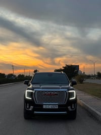جمسي دينالي اكس الـ للبيع  Gmc denali 2023 xl  محرك 6.2 كفاله  كير ١٠ ...
