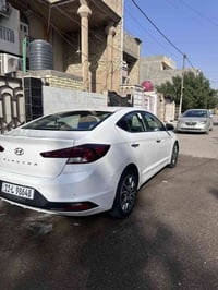 الانترا موديل ٢٠٢٠ بسمي رقم بغداد بيه كم حالوبه بل قماره مكاني بغداد ٠...