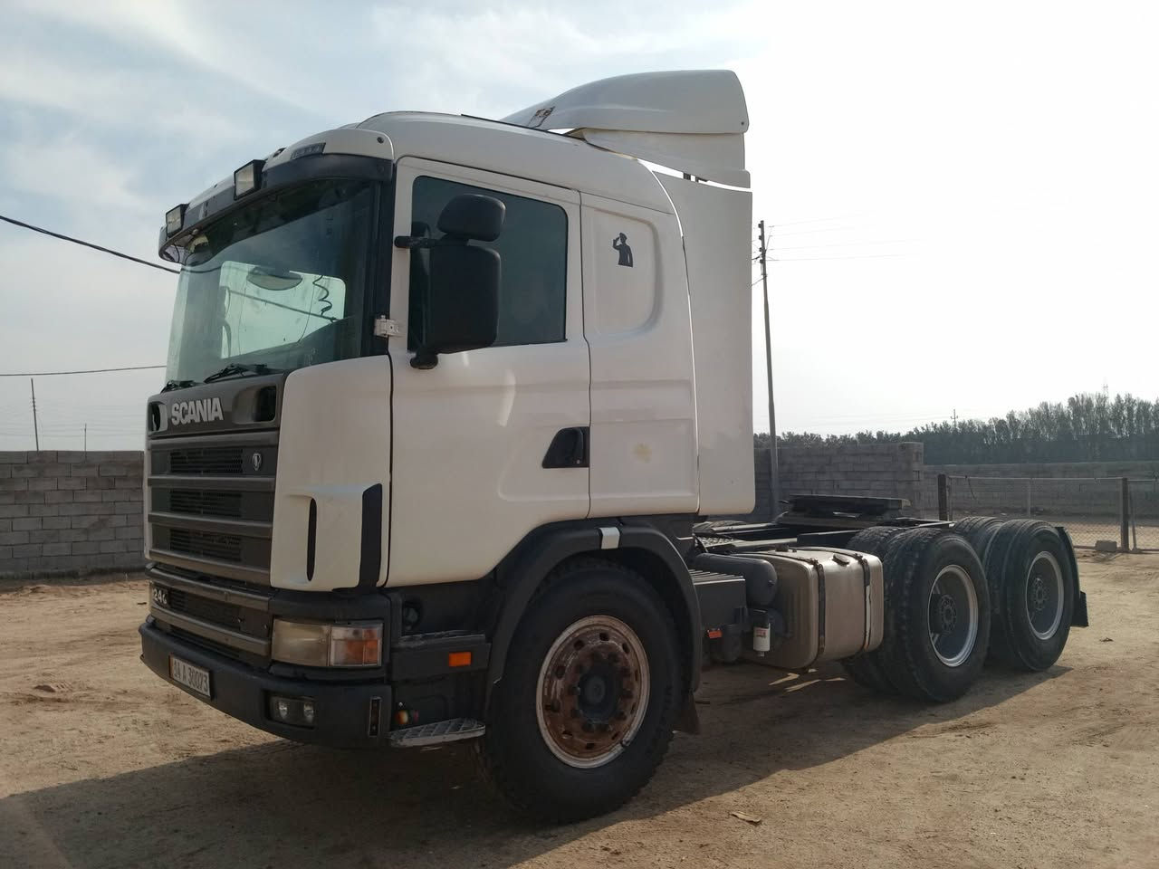 سلام عليكم سكانية 2003 شيراوي خليجي رقم بصره نكليزي ما معلايه سياره مكفولة راس وعربانة مكينة 420 سياره طخم تاير راس وعربانة سياره ما ناقصها اي شي العنوان بصره سفوان رقم الهاتف ***********
