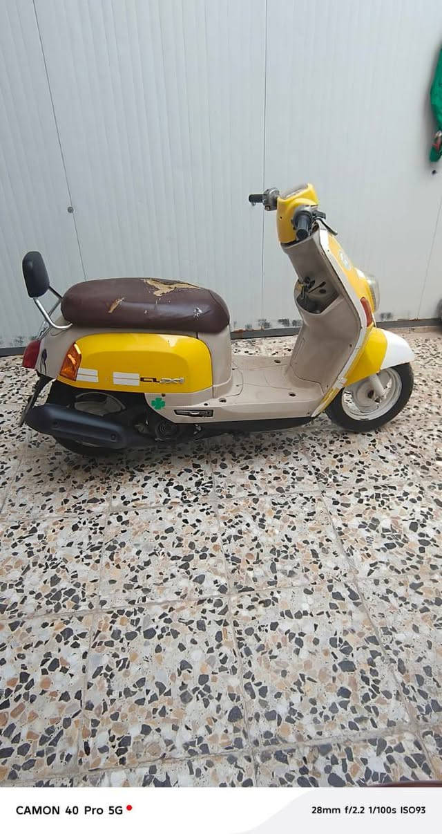 ماكس بوليس120 دراجه مابيه أي نقص كامله من كلشي شغال سلف هندر هورن اشاير لايت أمامي مكينه بلاديه 49 شلع ومعدل أوراقه كامله السعر 575وبيه مجال مكاني الحسينية مال راشدي الرقم ***********
