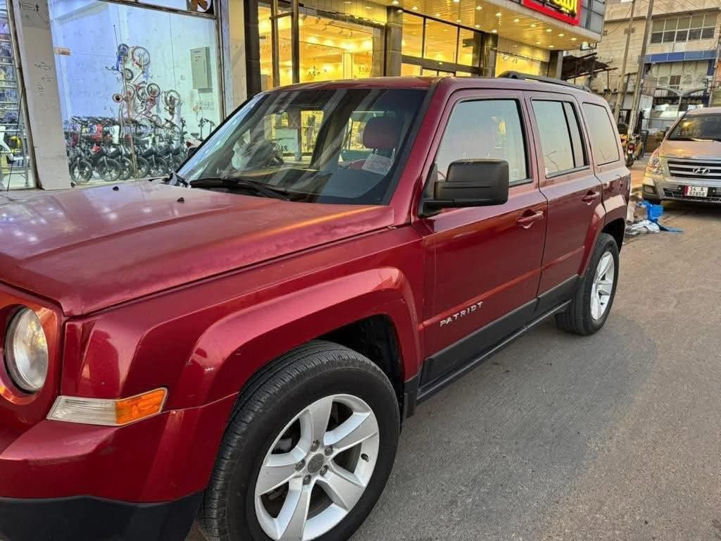 السلام عليكم جيب باتريوت رقم ميسان بسمي السيارة حادثها بنيد وجاملغ وشويه بالباب مبدل نفس اللون بدون صبغ مكان السياره ميسان سعر١١٠ ورقه السيارة كلش حلوه للتواصل اتصال *********** بي واتساب  موديل ٢٠١٧
