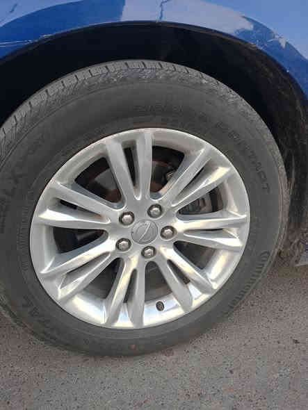 تخم ويل مكسيكي أصلي حجم 18 مع تخم تاير نص عمر السعر والتفاصيل *********** اتصال مكان  
 بغداد
